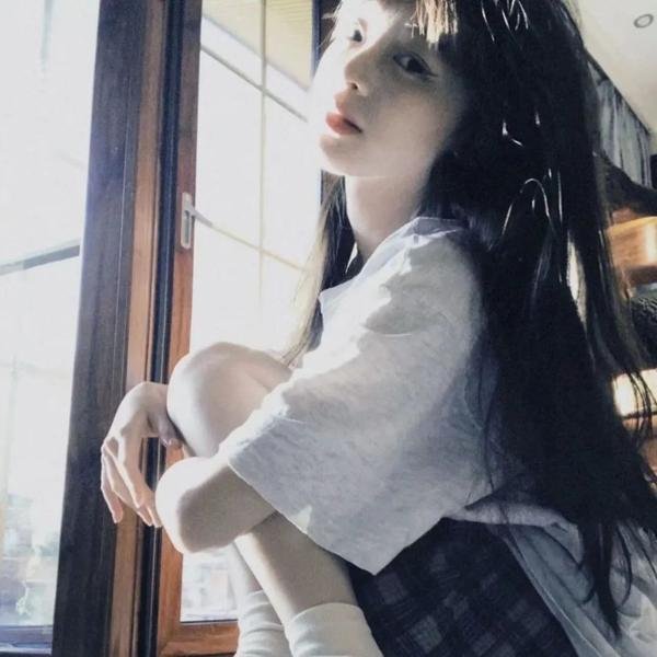 真理与背叛海报